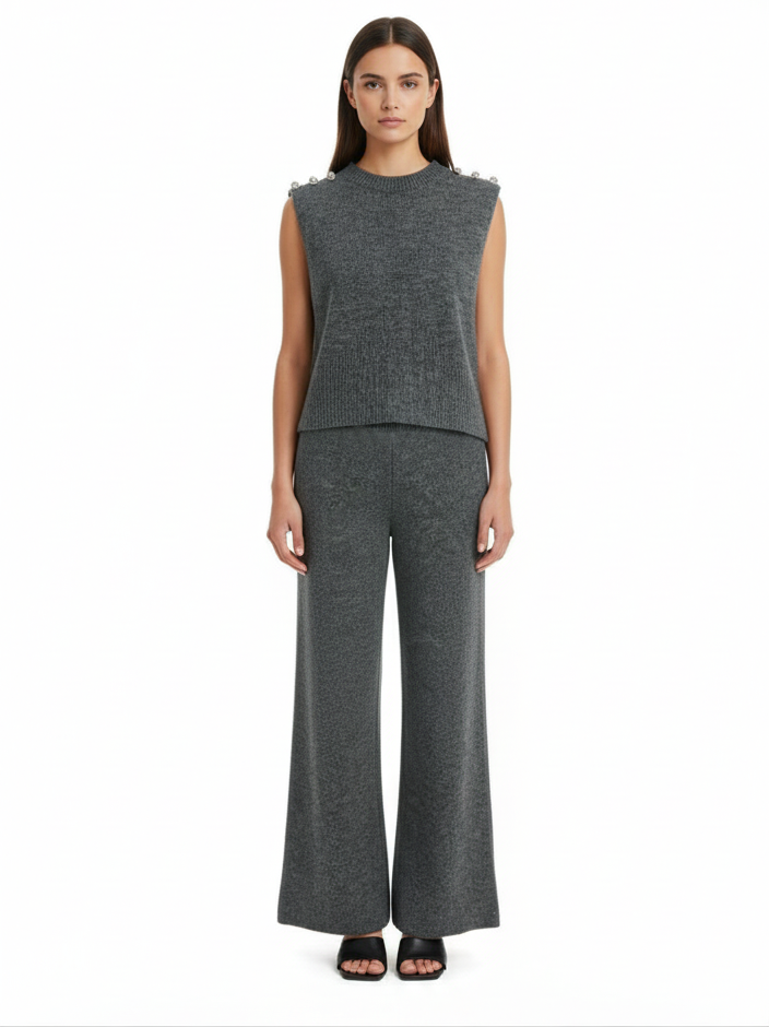 Conjunto gris de top y pantalones con textura